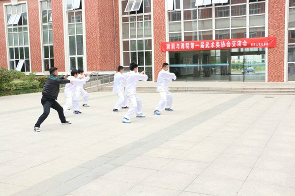 QQ图片20160511221339.jpg